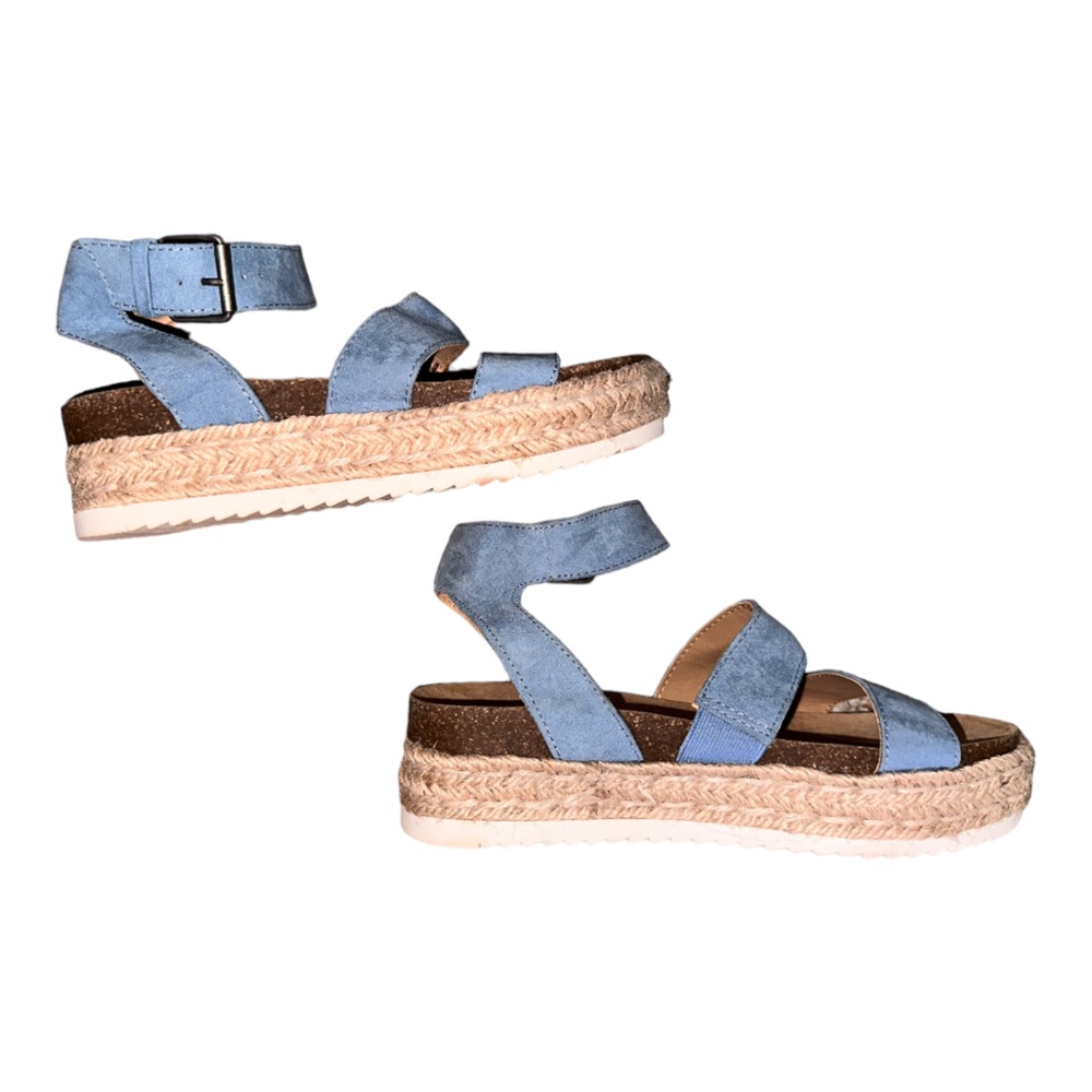 Universal Thread Platform Sandals - Picture 3 of 7